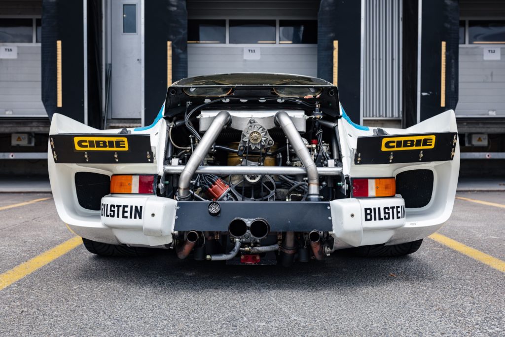 Porsche racecar rear