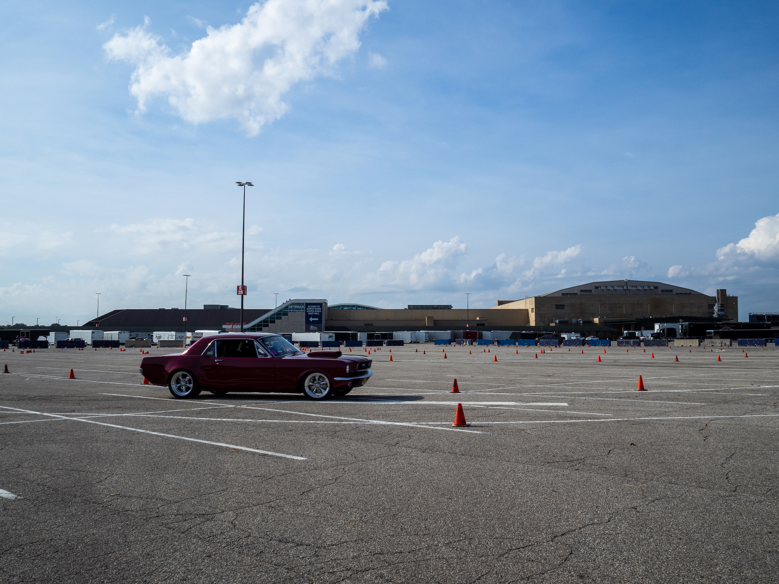 classic Mustang autocross