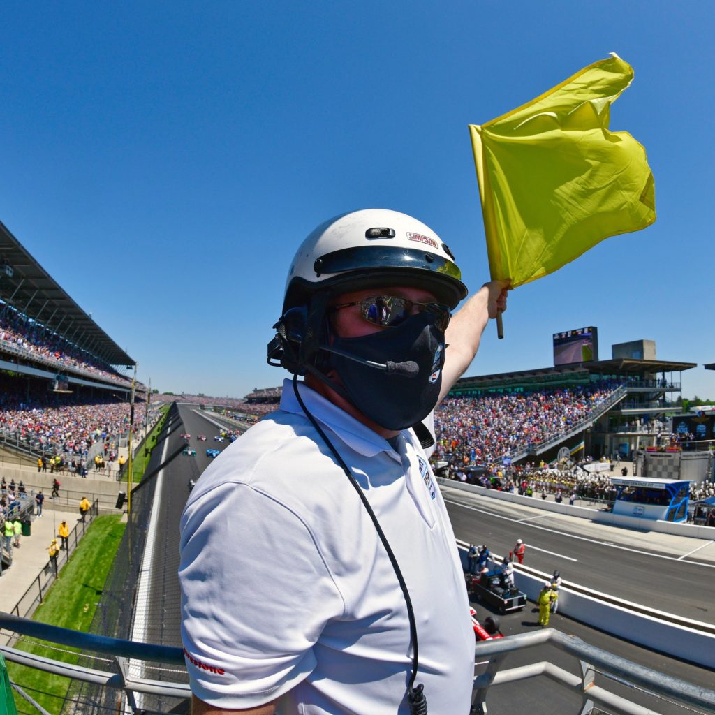 indy 500 yellow caution flag